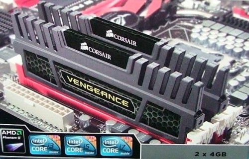 Corsair 8GB DDR3 1600MHz Kit (2x4GB) CMZ8GX3M2A1600C9 Vengeance Memória